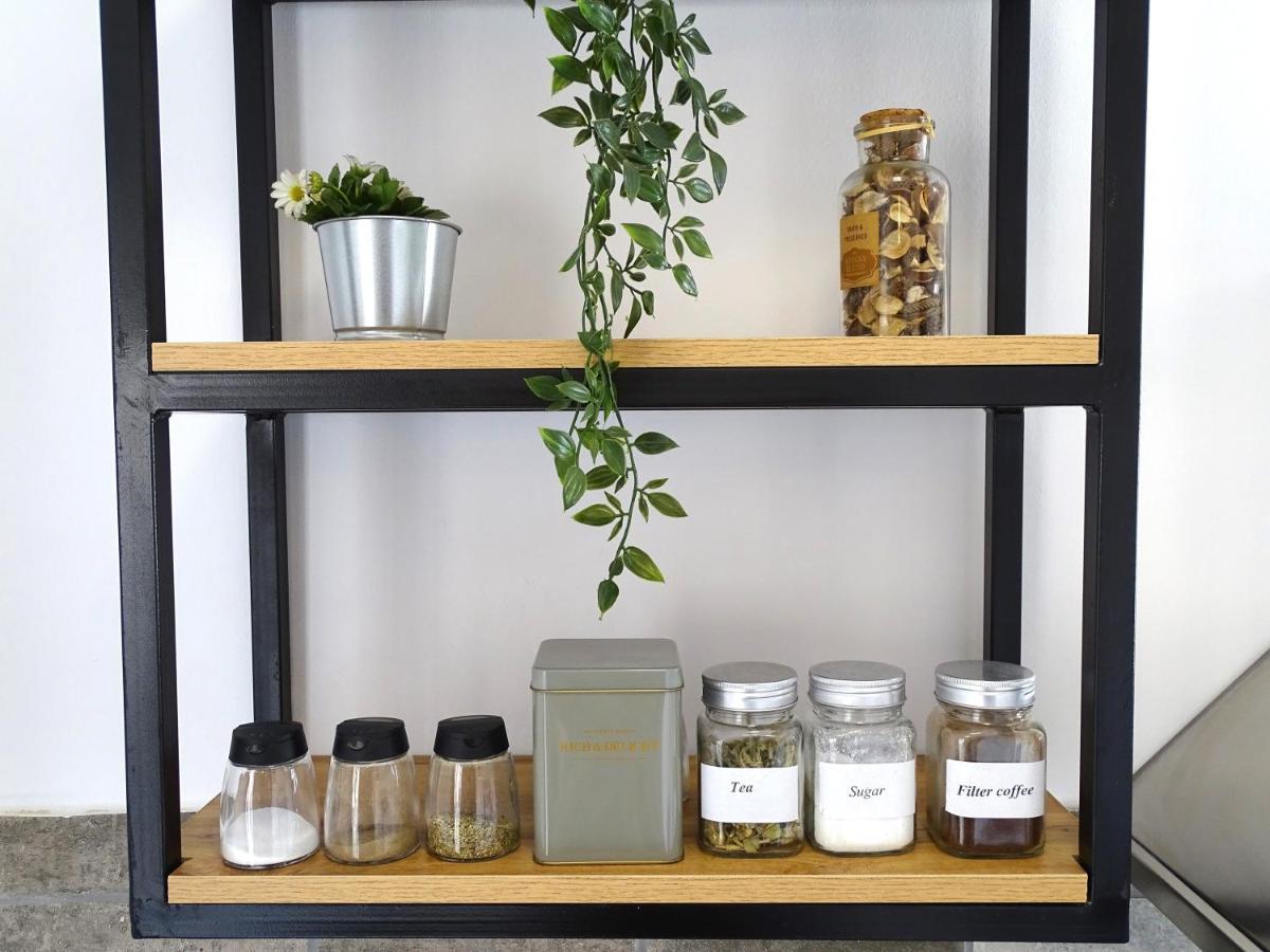 Hermes New & Comfy Studio - 25' Walk To The Acropolis Atene Esterno foto